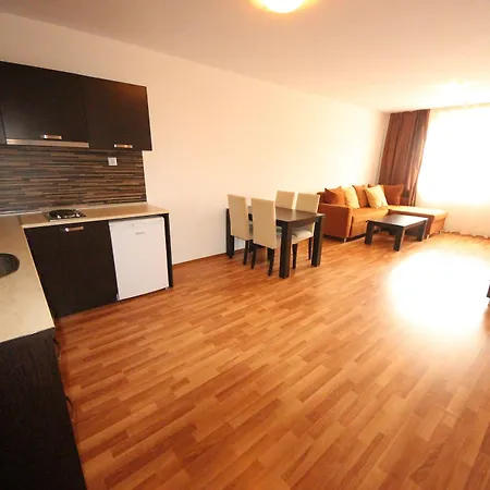 Apartment Menada Diamant
