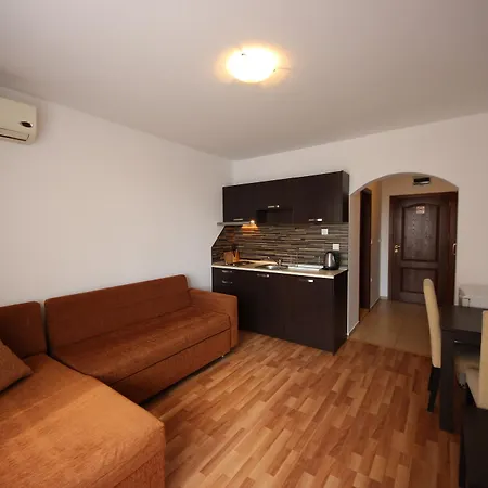 Apartment Menada Diamant *
