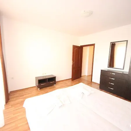 Apartment Menada Diamant *