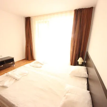 Menada Diamant Apartment *